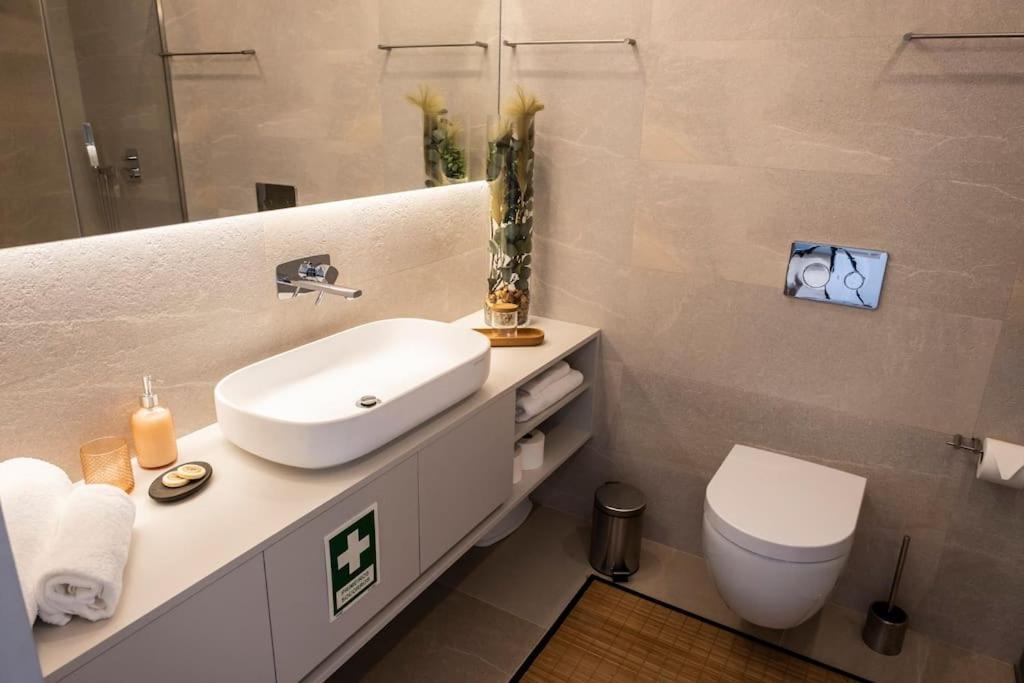 Apartamento Loca Ofir Duplex - Entre Rio E Mar Fão Exterior foto
